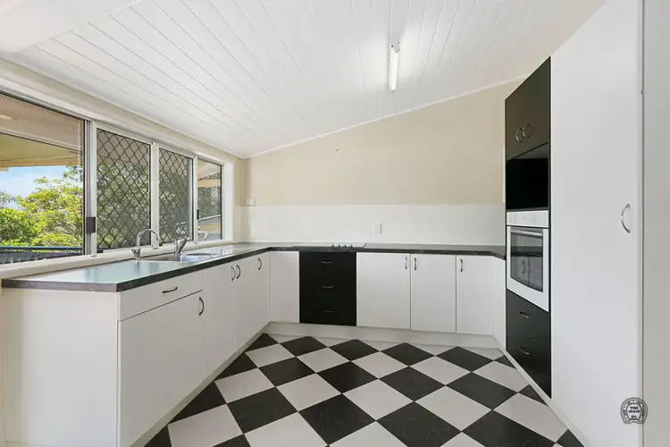 8 Hilton Road, Gympie QLD 4570