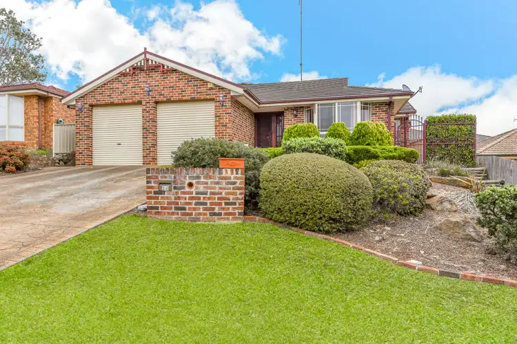 14 Withnell Crescent, St Helens Park NSW 2560