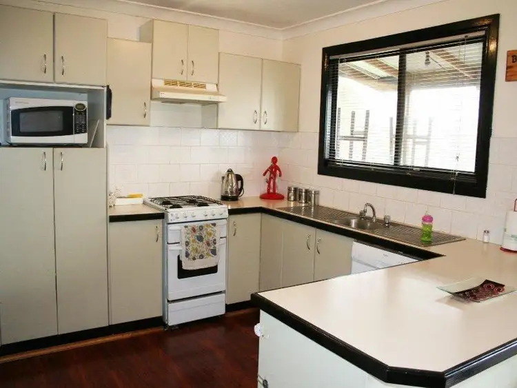 Sixth view of Homely house listing, 3 Oleander, Wagga Wagga NSW 2650