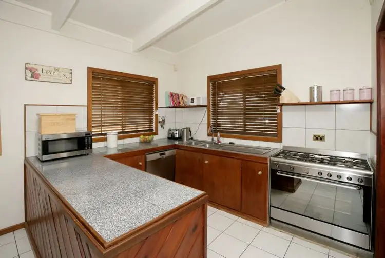 Fourth view of Homely house listing, 34 Eldershaw Drive, Forest Hill NSW 2651