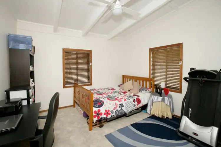 Fifth view of Homely house listing, 34 Eldershaw Drive, Forest Hill NSW 2651