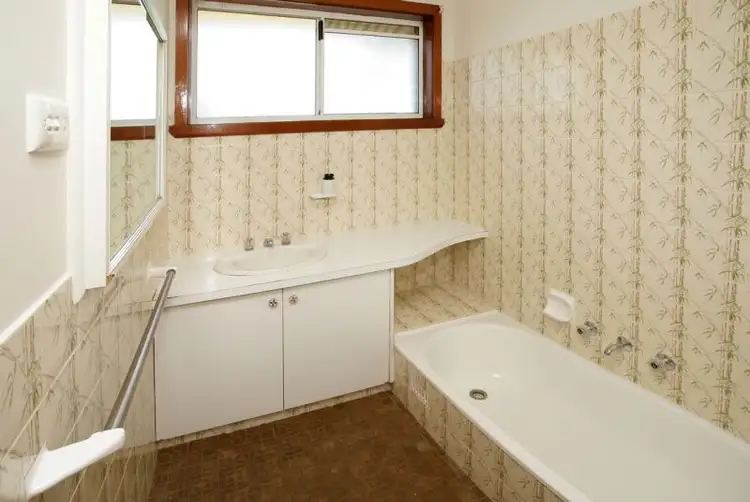 Sixth view of Homely house listing, 6 Quail Street, Mount Austin NSW 2650