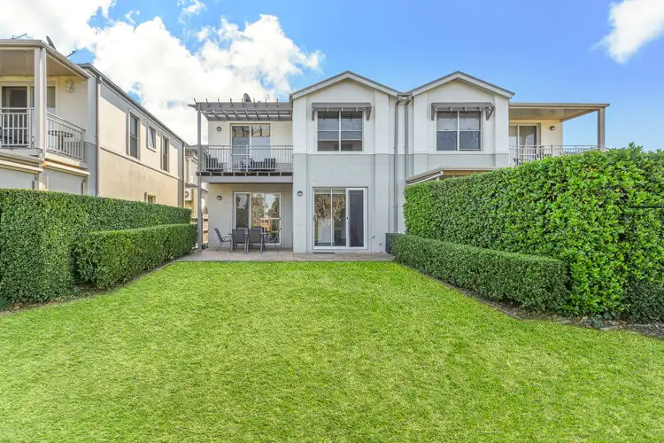 104 Governors Way, Macquarie Links NSW 2565