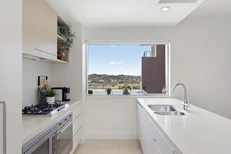 Third view of Homely unit listing, 4124/37C Harbour Road, Hamilton QLD 4007