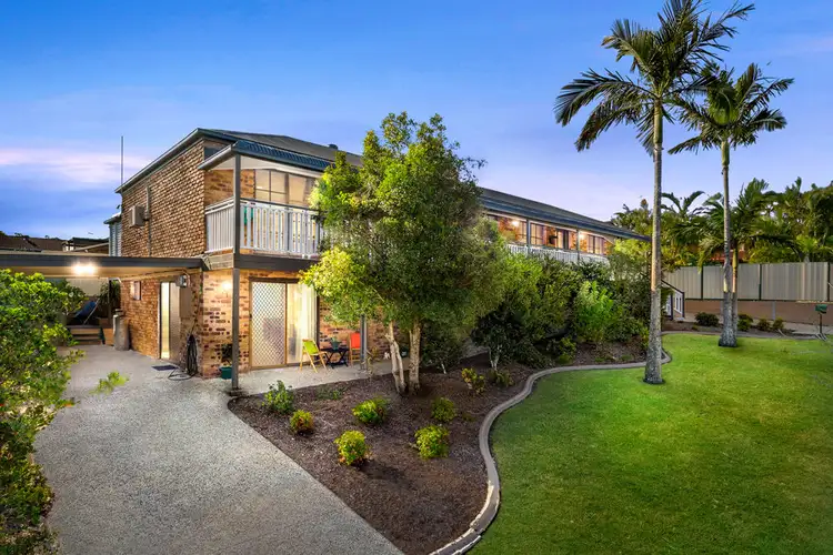 1 Andalucia Court, Wishart QLD 4122