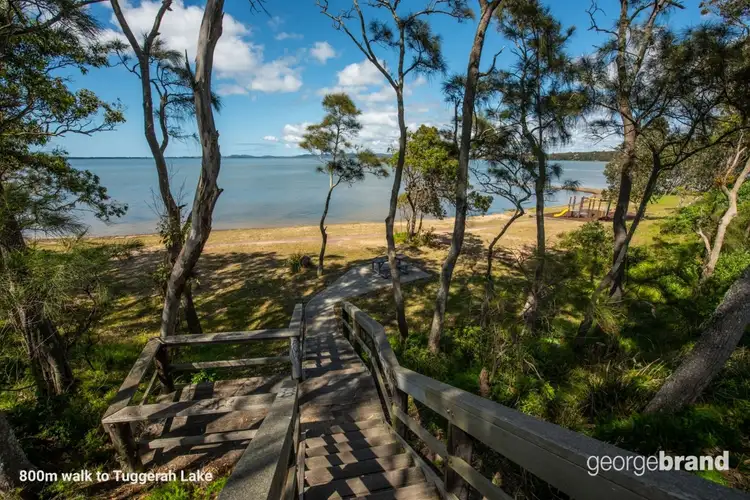60 Wall Road, Gorokan NSW 2263