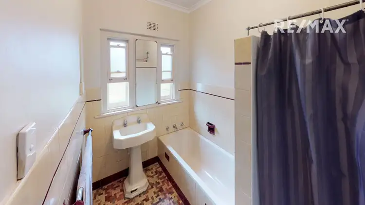 Sixth view of Homely house listing, 24 Copland Street, Kooringal NSW 2650