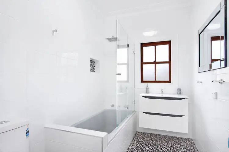 Sixth view of Homely house listing, 1 Carthage Street, Tamworth NSW 2340