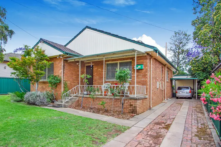 54 David Street, Tamworth NSW 2340