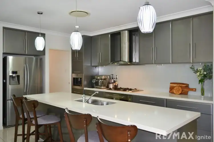 Second view of Homely house listing, 25 Shamrock Crt, Chuwar QLD 4306