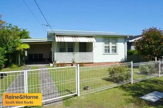 129 Gregory Street, South West Rocks NSW 2431