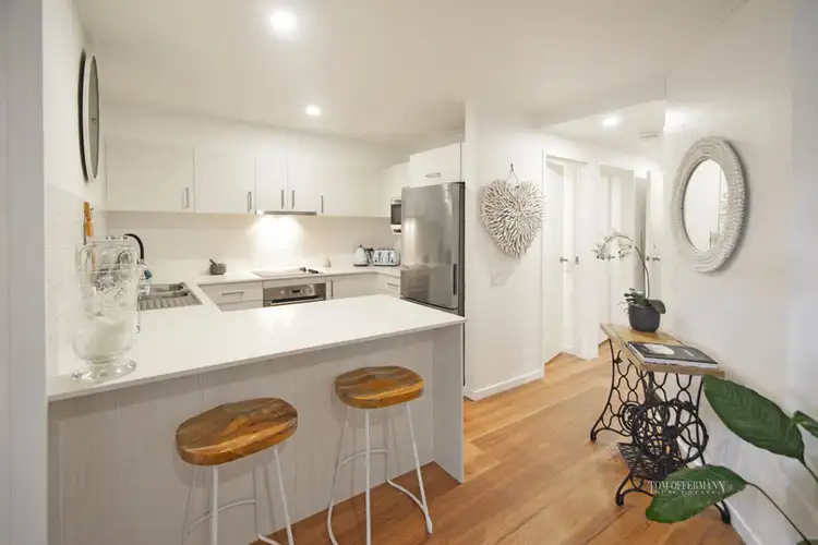 Third view of Homely unit listing, 2/39 Noosa Parade, Noosa Heads QLD 4567