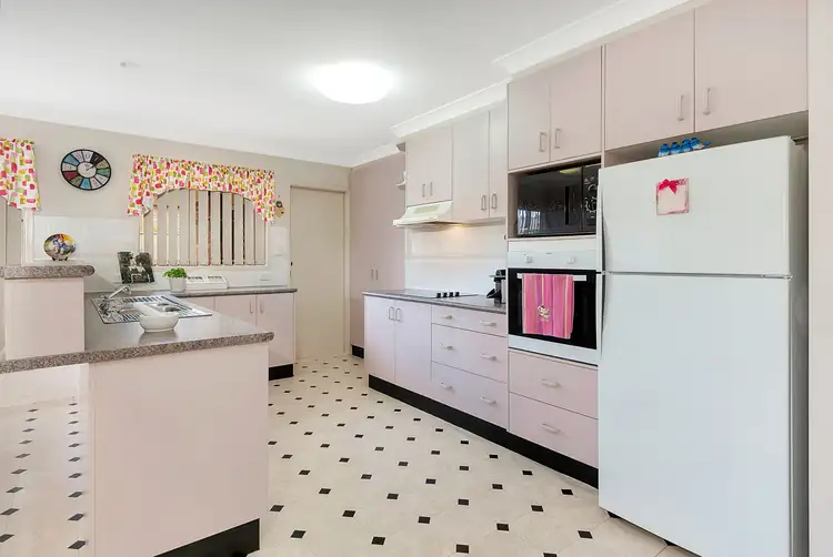 Second view of Homely house listing, 9 Bernborough Court, Glenvale QLD 4350