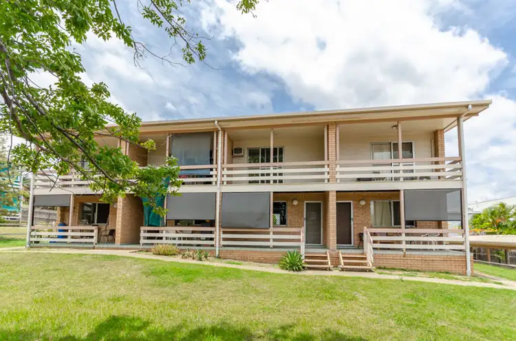 2/4 Wenitong Street, West Gladstone QLD 4680