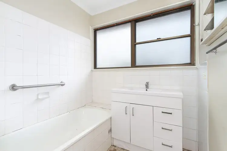 Fifth view of Homely house listing, 1 Kenny Drive, Tamworth NSW 2340