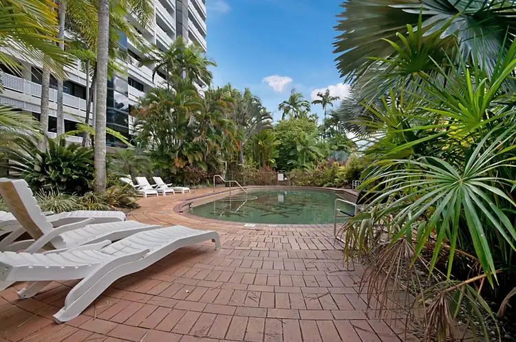 12A & 12B / 209 Abbott Street, Cairns North QLD 4870
