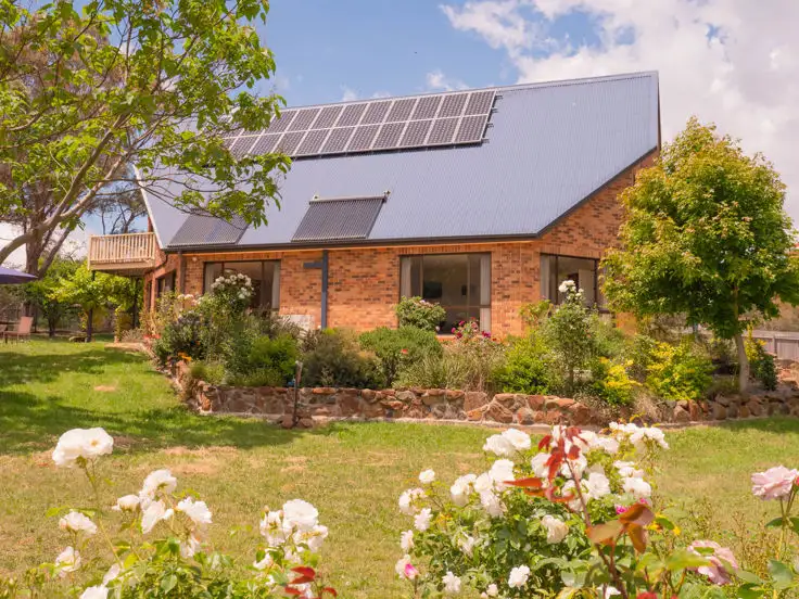 105 The Avenue, Armidale NSW 2350