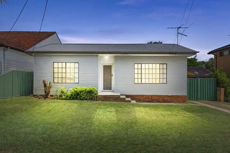 4 Iona Street, Blacktown NSW 2148
