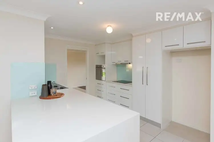 Fifth view of Homely house listing, 8 Fletcher Place, Kooringal NSW 2650