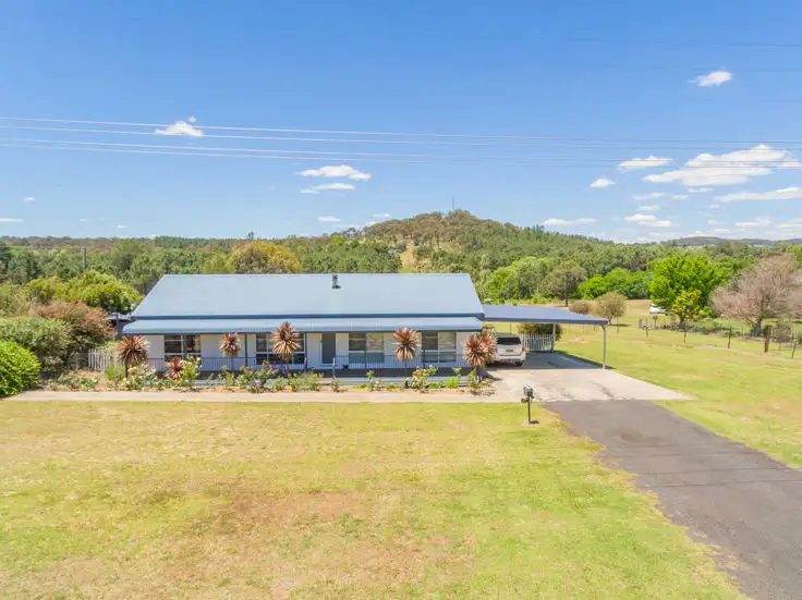 45 John Street, Uralla NSW 2358