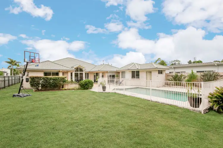 4 Kuthar Street, Pelican Waters QLD 4551