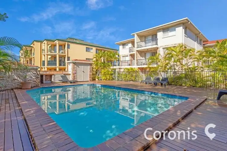 1/14 Spendelove Avenue, Southport QLD 4215