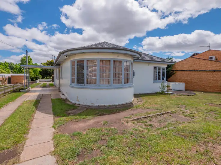 115 Barney Street, Armidale NSW 2350