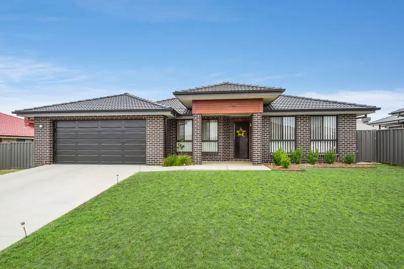 Main view of Homely house listing, 9 Simmental Way, Tamworth NSW 2340