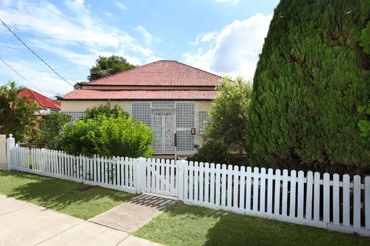 Second view of Homely house listing, 10 Woodend Rd, Sadliers Crossing QLD 4305