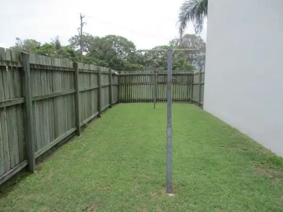 Fifth view of Homely unit listing, Unit 2/3 Beach Road, Pialba QLD 4655