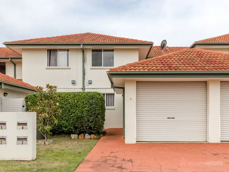 4/2 Osprey Place, Korora NSW 2450