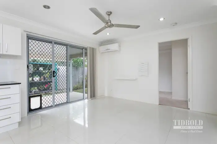Fifth view of Homely house listing, 4/12 Moore Street, Victoria Point QLD 4165