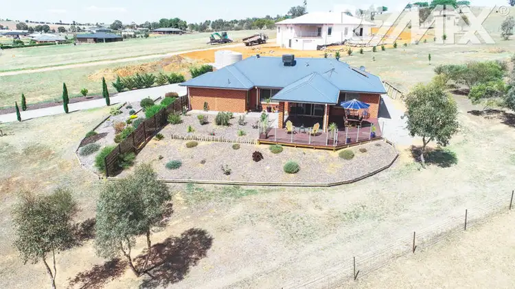 12 Taylor St, Junee NSW 2663