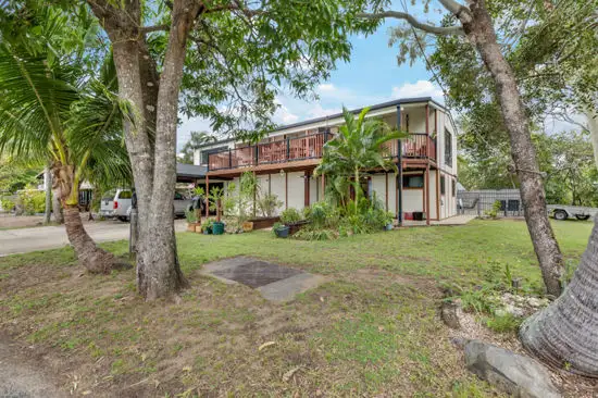 30 Sunset Boulevard, Eimeo QLD 4740