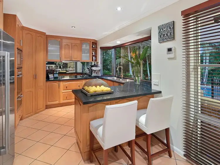 Sixth view of Homely house listing, 5 Briggs Court, Carindale QLD 4152