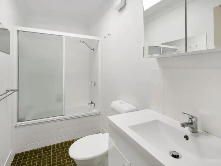 Fifth view of Homely apartment listing, 5/730 Wynnum Road, Morningside QLD 4170