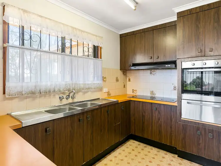 Fourth view of Homely house listing, 20 Modred Street, Carindale QLD 4152