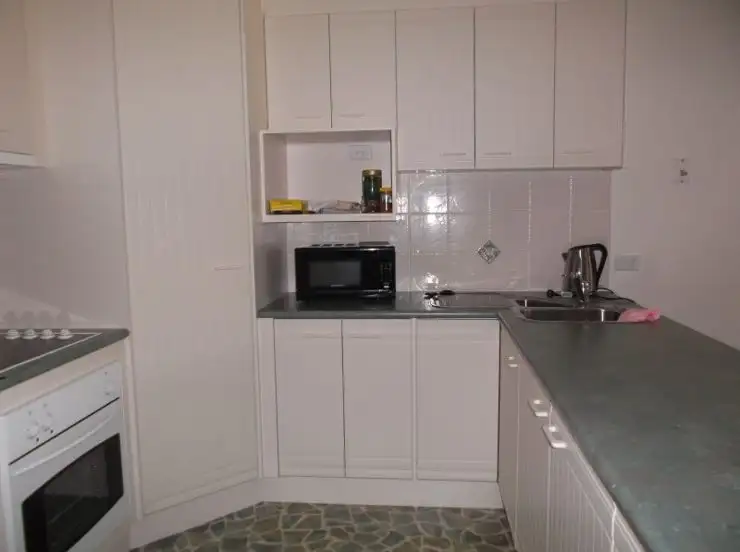 Third view of Homely unit listing, 4/23 Granite Street, Stanthorpe QLD 4380