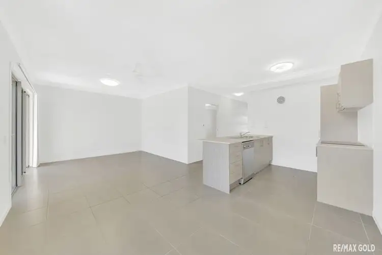 Third view of Homely unit listing, 31/2 Beezley Street, Glen Eden QLD 4680