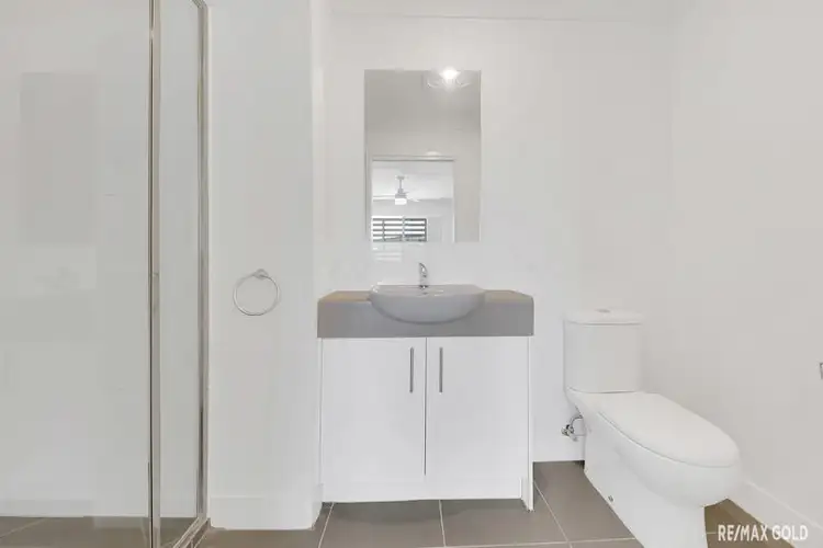 Seventh view of Homely unit listing, 31/2 Beezley Street, Glen Eden QLD 4680