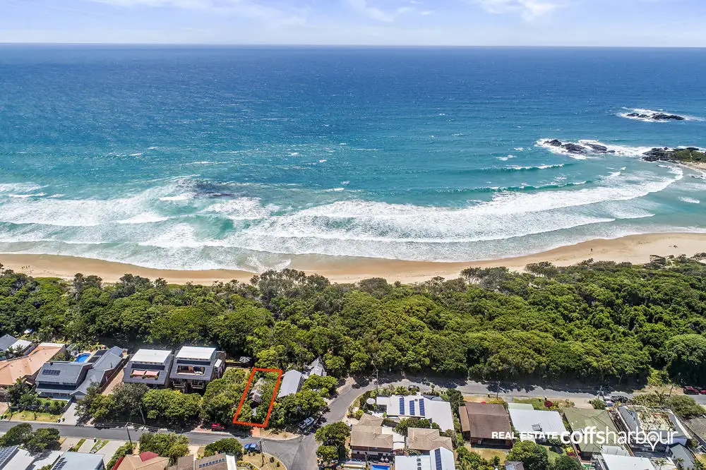 Main view of Homely villa listing, 1/8 Honeysuckle Street, Sawtell NSW 2452