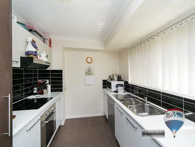 Second view of Homely townhouse listing, 2/25 Neiwand  St, Calamvale QLD 4116