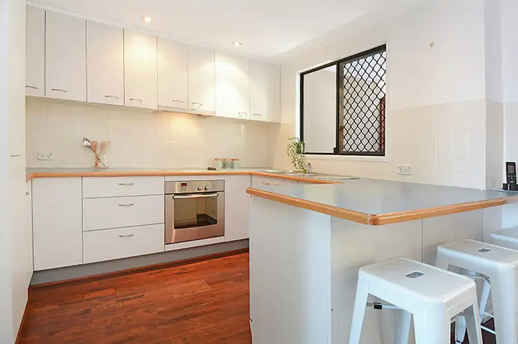 Sixth view of Homely townhouse listing, 6/336 Cavendish Road, Coorparoo QLD 4151