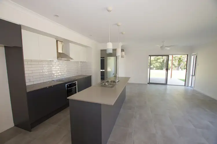 8 Little Cove Road, Emerald Beach NSW 2456