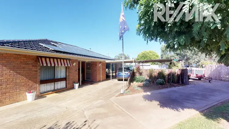 43 Seignior Street, Junee NSW 2663
