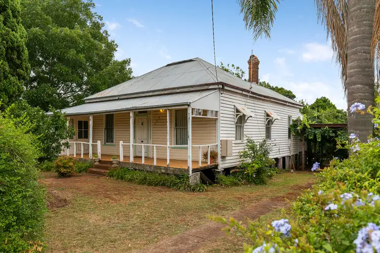 209 South Street, South Toowoomba QLD 4350