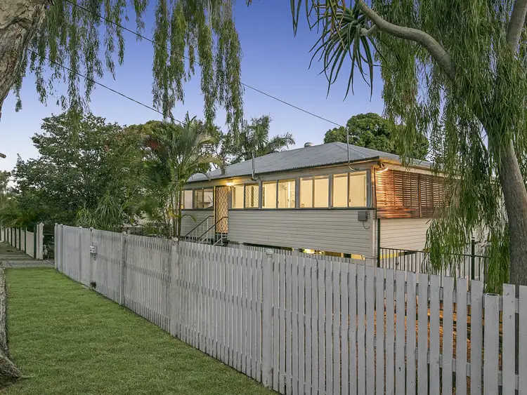 102 Uplands Terrace, Wynnum QLD 4178