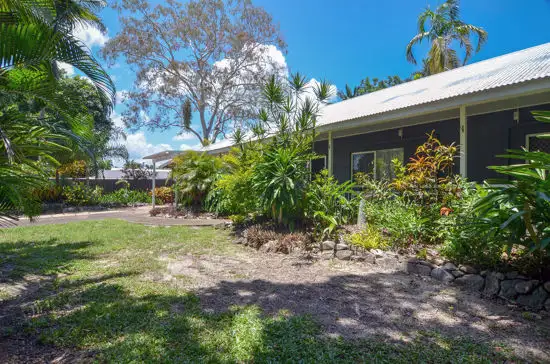 4 Albatross Close, Cooya Beach QLD 4873