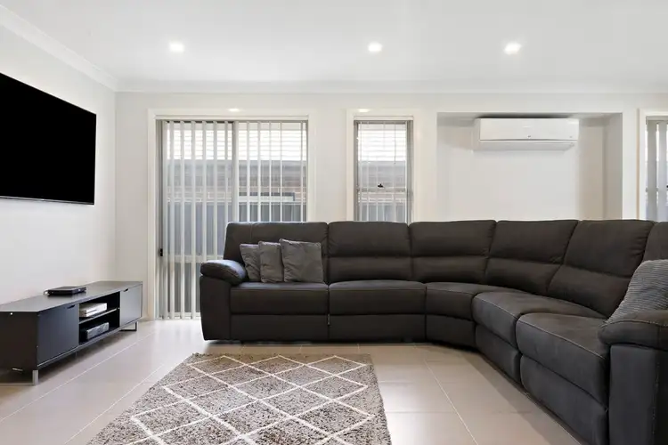 Second view of Homely house listing, 11 Scarborough Rise, Jordan Springs NSW 2747