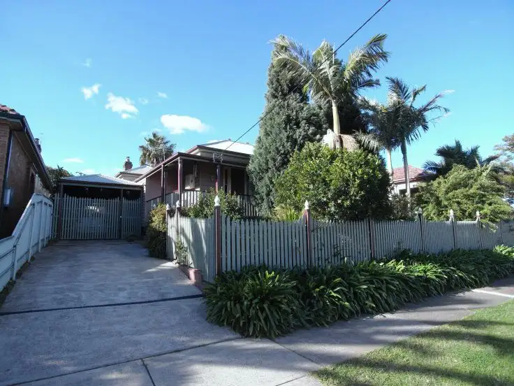 283 Maitland Road, Mayfield NSW 2304